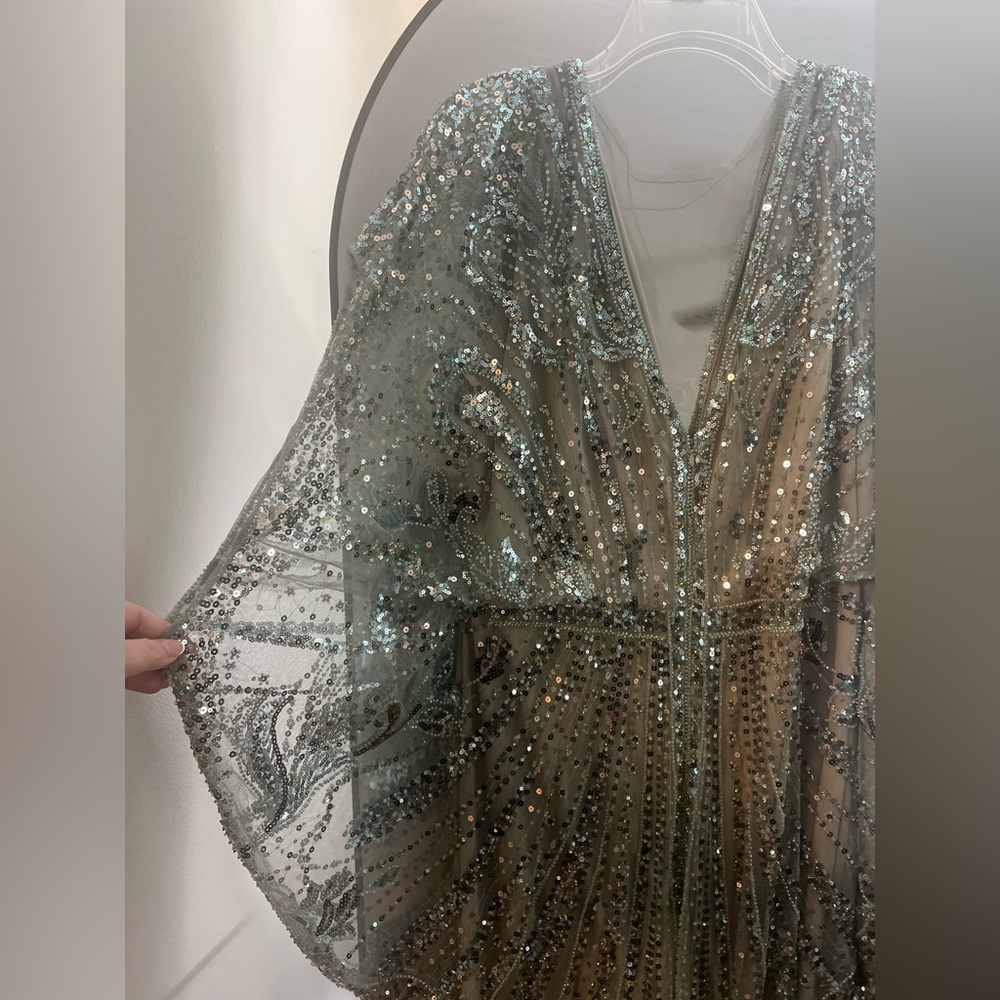 Retro Batwing Sleeve Sequin Evening Gown - Picture 5 of 5